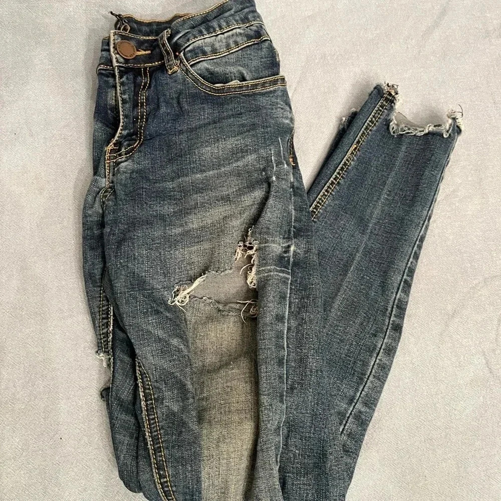 BLUE AGE Jeans
